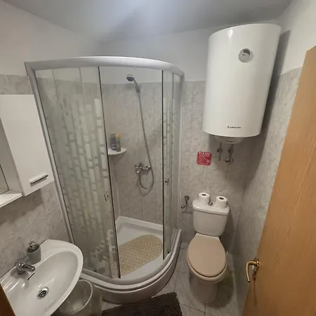 Guest house Damira