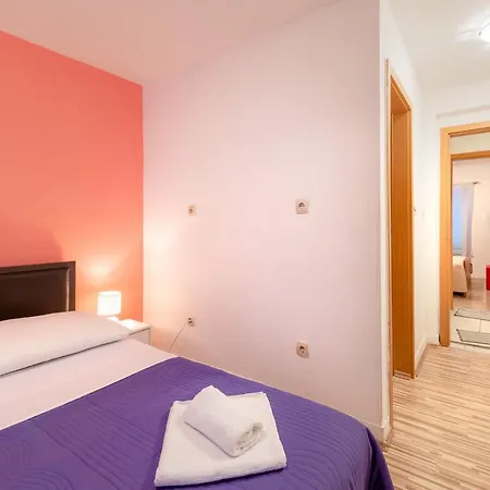 ダミラ ルームス