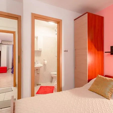 ダミラ ルームス