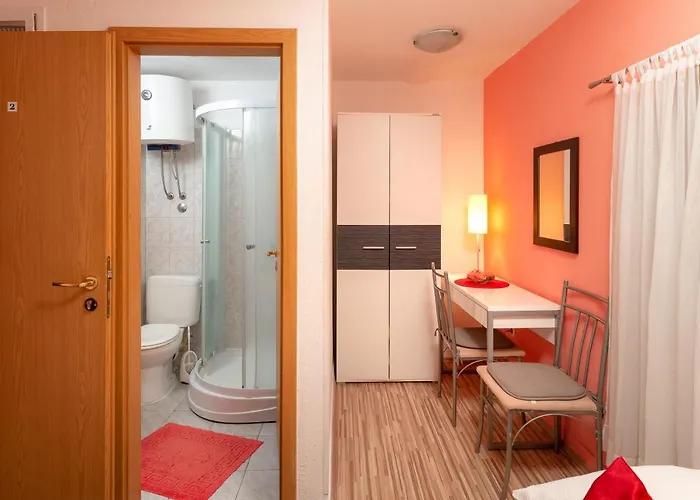 Damira Vendégház 3*