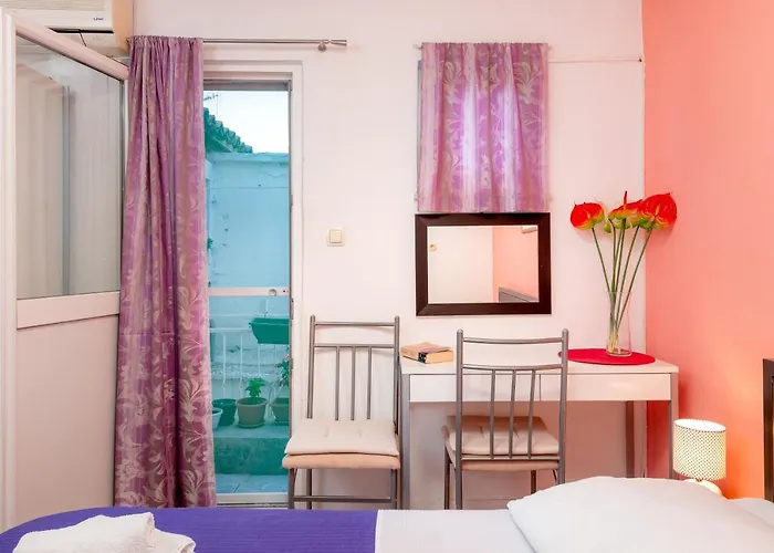 Πανσιόν Damira 3*
