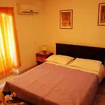 达米拉客房旅馆 3*