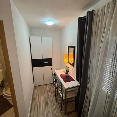 다미라 룸즈 스플리트