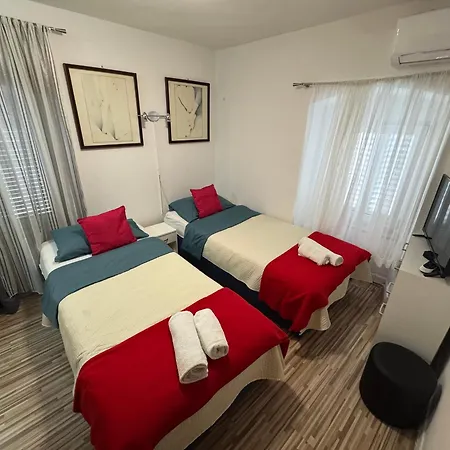 Pensionat Damira 3*