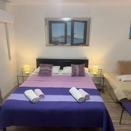 다미라 룸즈 게스트하우스