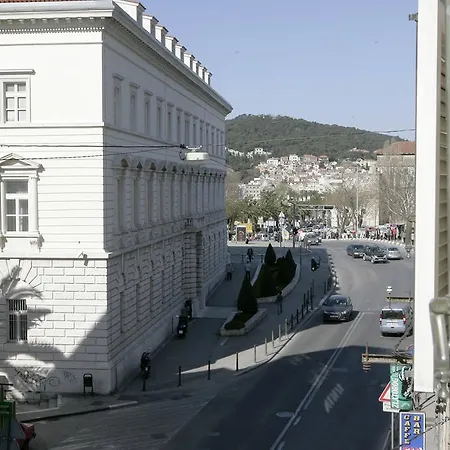 다미라 룸즈 게스트하우스