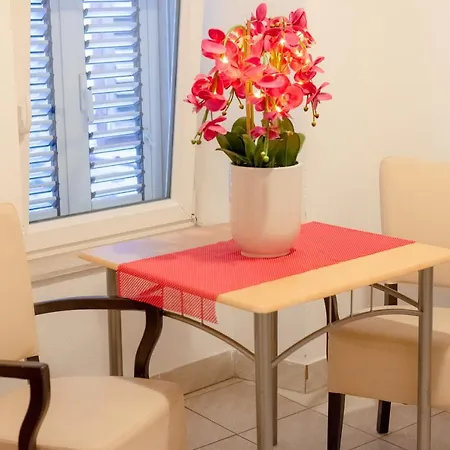 다미라 룸즈 스플리트