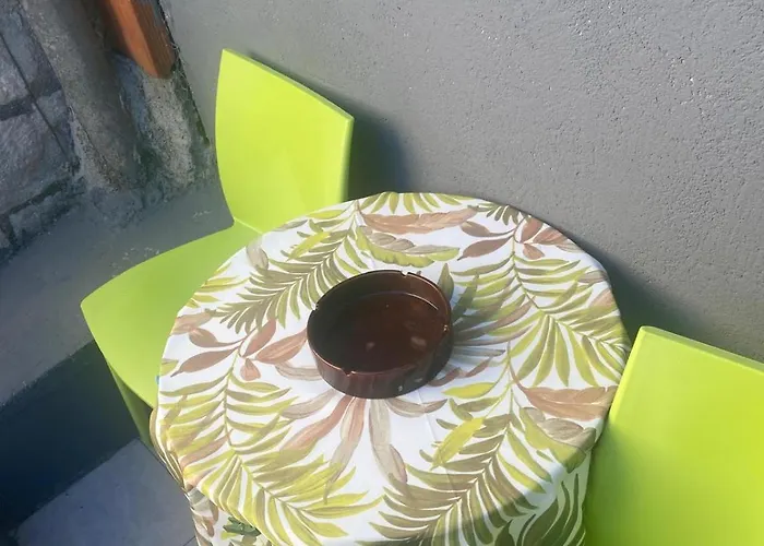 ダミラ ルームス ゲストハウス