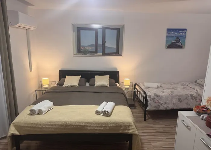 ゲストハウス ダミラ ルームス