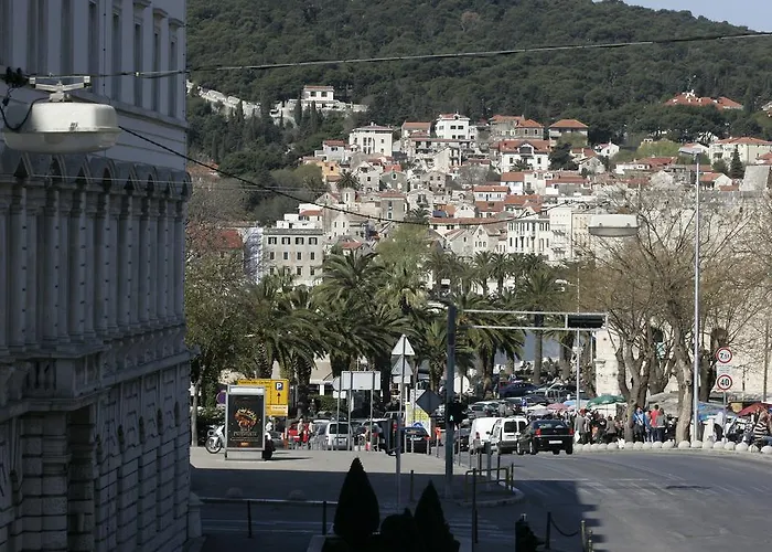 ダミラ ルームス