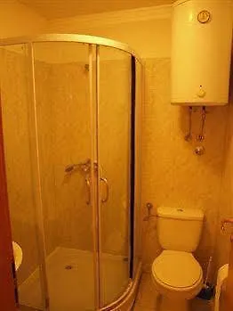 ダミラ ルームス 3* スプリト