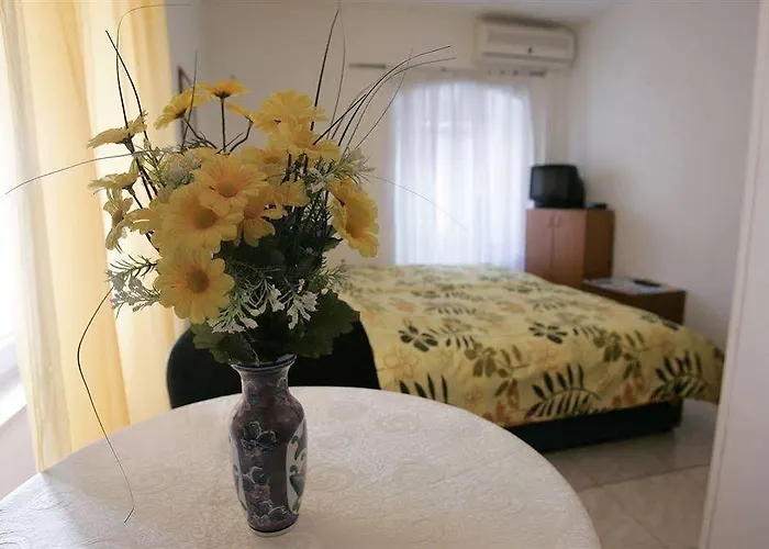 ダミラ ルームス 3*